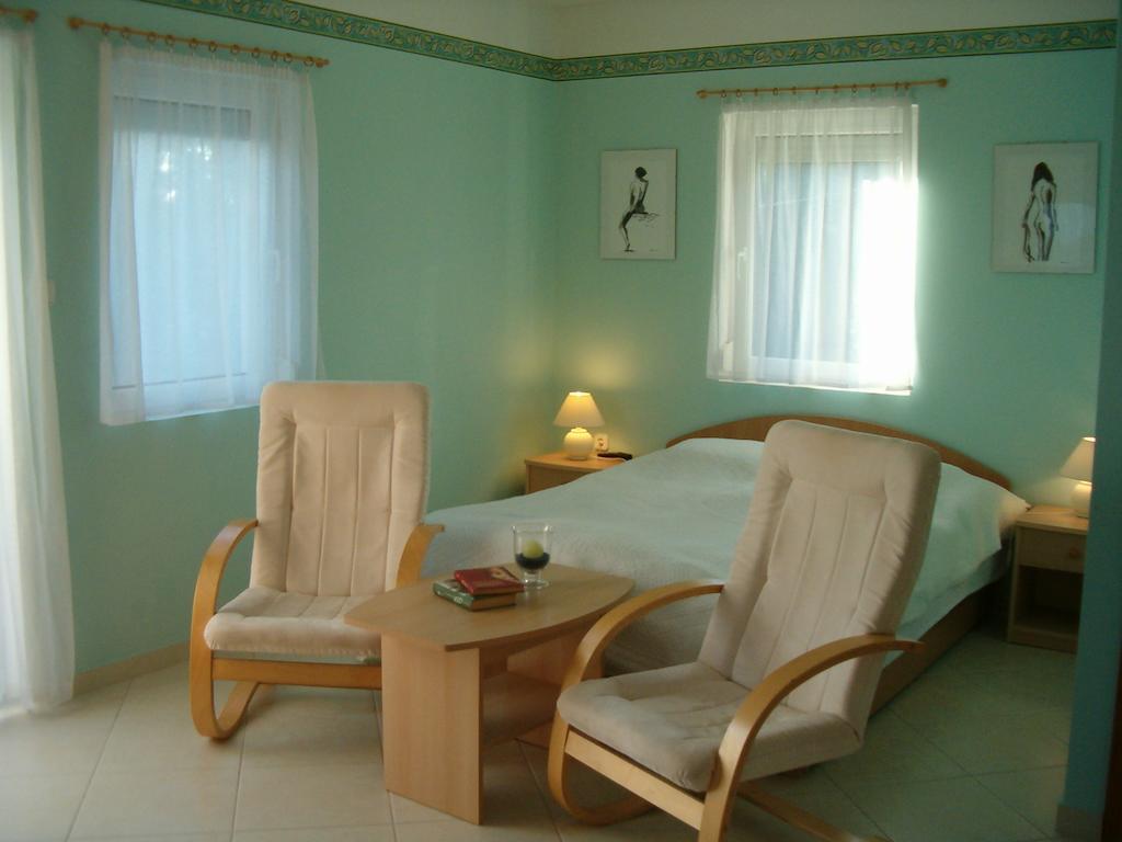 Madách Apartman Hévíz Quarto foto