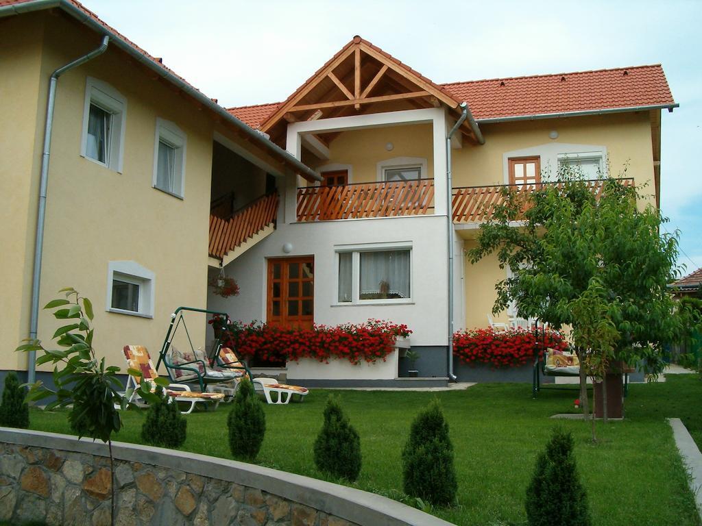 Madách Apartman Hévíz Exterior foto